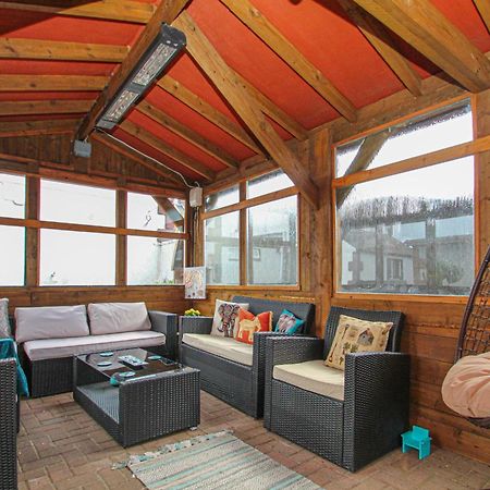 Lavish 2 Bed Sleeps 5 Near Lanark Apartment Carstairs Екстериор снимка