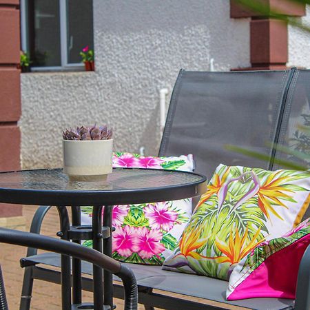 Lavish 2 Bed Sleeps 5 Near Lanark Apartment Carstairs Екстериор снимка