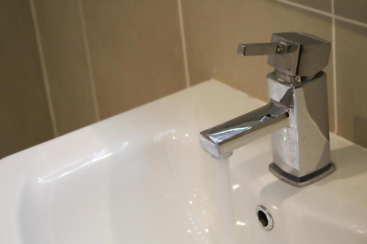 Lavish 2 Bed Sleeps 5 Near Lanark Apartment Carstairs Екстериор снимка