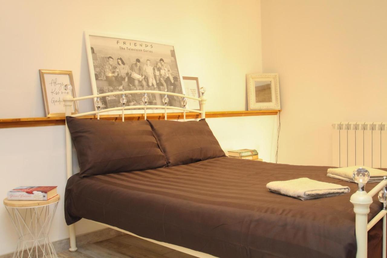 Lavish 2 Bed Sleeps 5 Near Lanark Apartment Carstairs Екстериор снимка