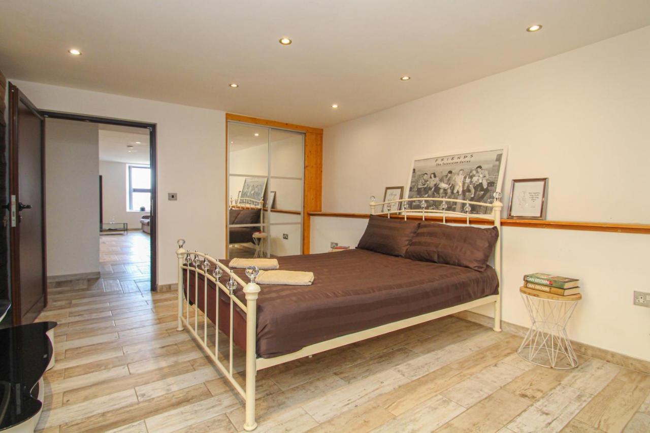 Lavish 2 Bed Sleeps 5 Near Lanark Apartment Carstairs Екстериор снимка