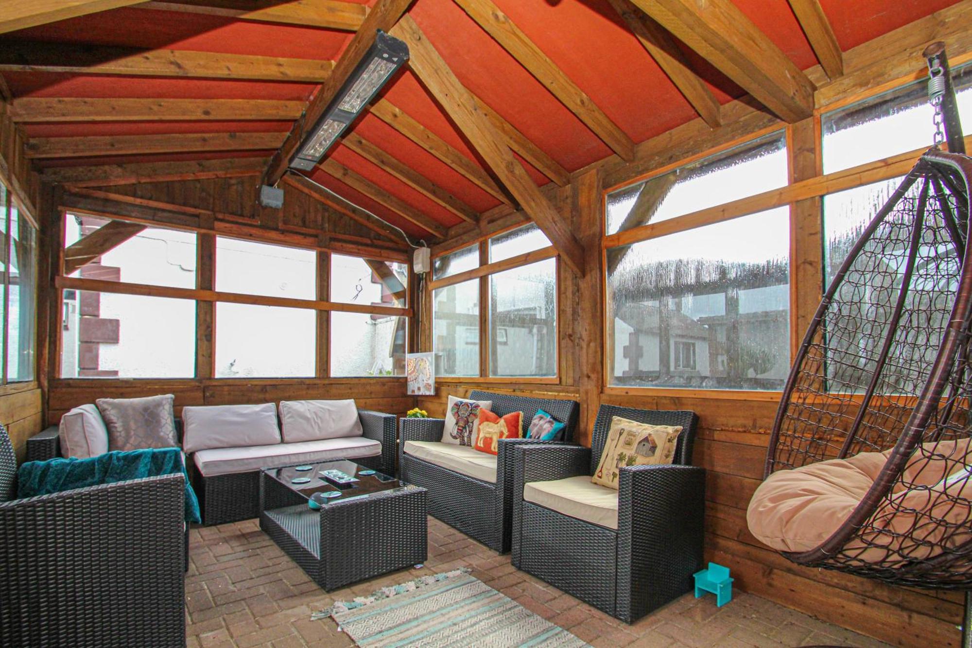 Lavish 2 Bed Sleeps 5 Near Lanark Apartment Carstairs Екстериор снимка