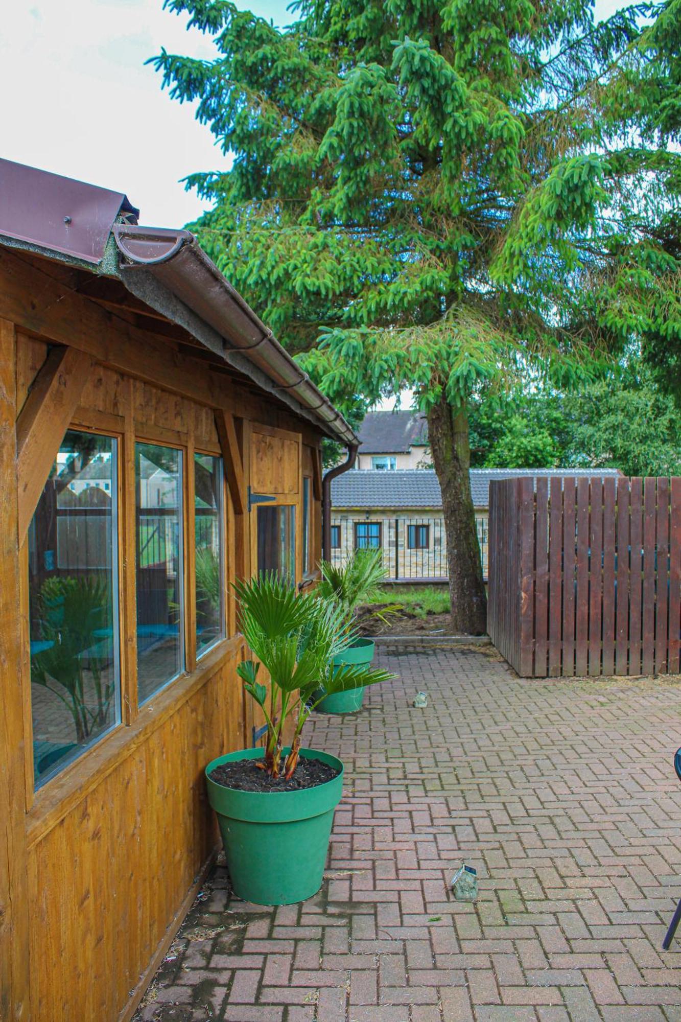 Lavish 2 Bed Sleeps 5 Near Lanark Apartment Carstairs Екстериор снимка