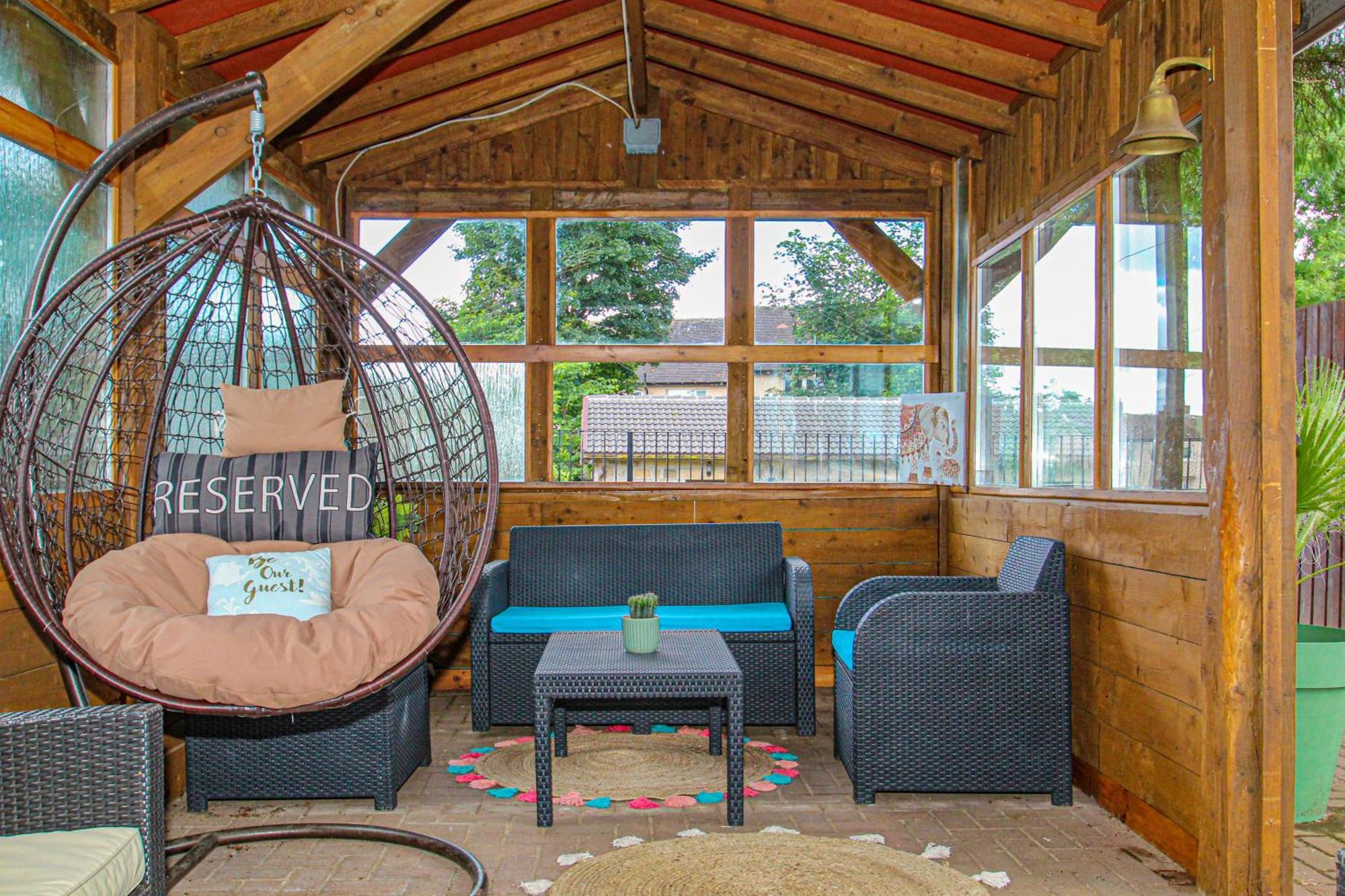 Lavish 2 Bed Sleeps 5 Near Lanark Apartment Carstairs Екстериор снимка