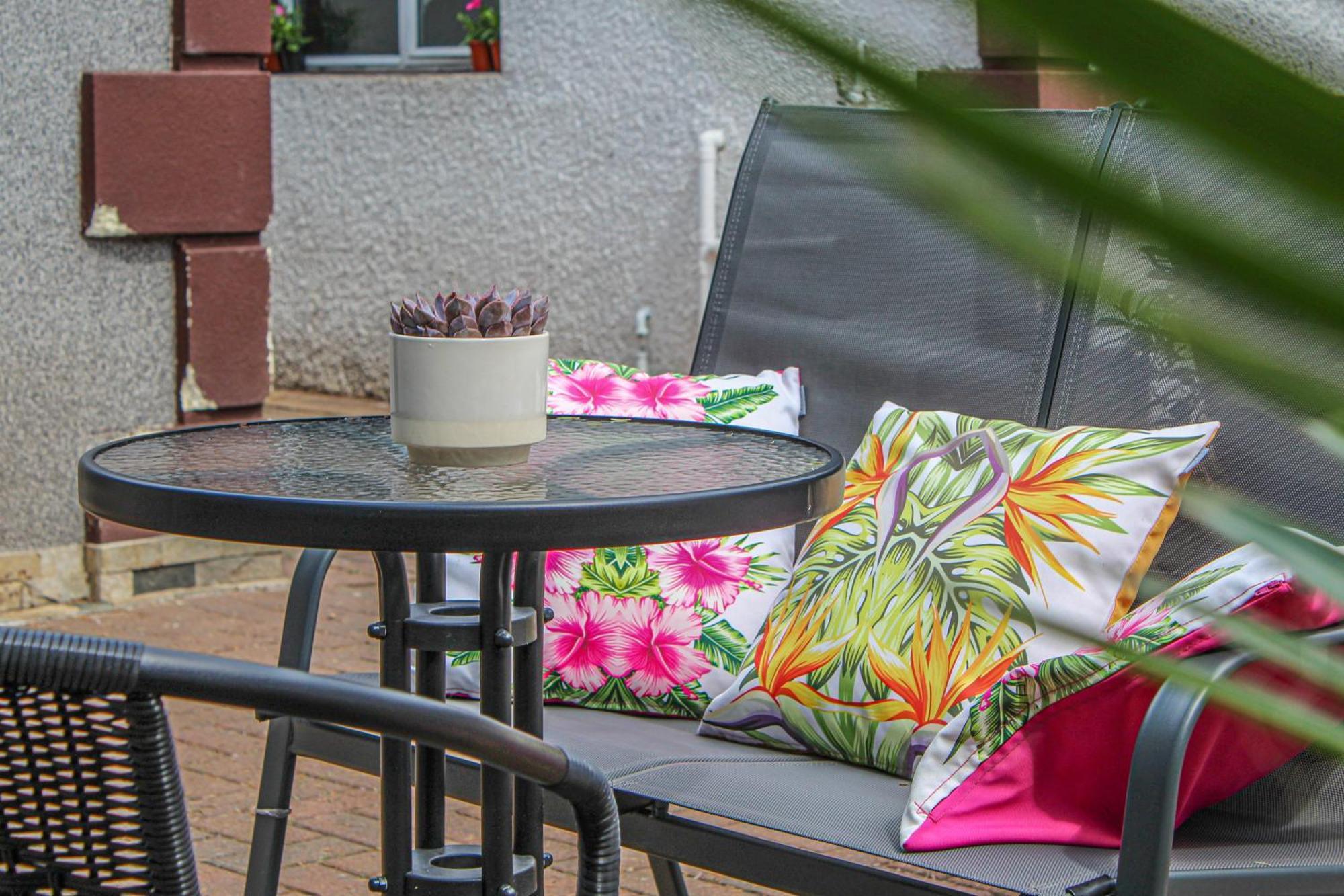 Lavish 2 Bed Sleeps 5 Near Lanark Apartment Carstairs Екстериор снимка